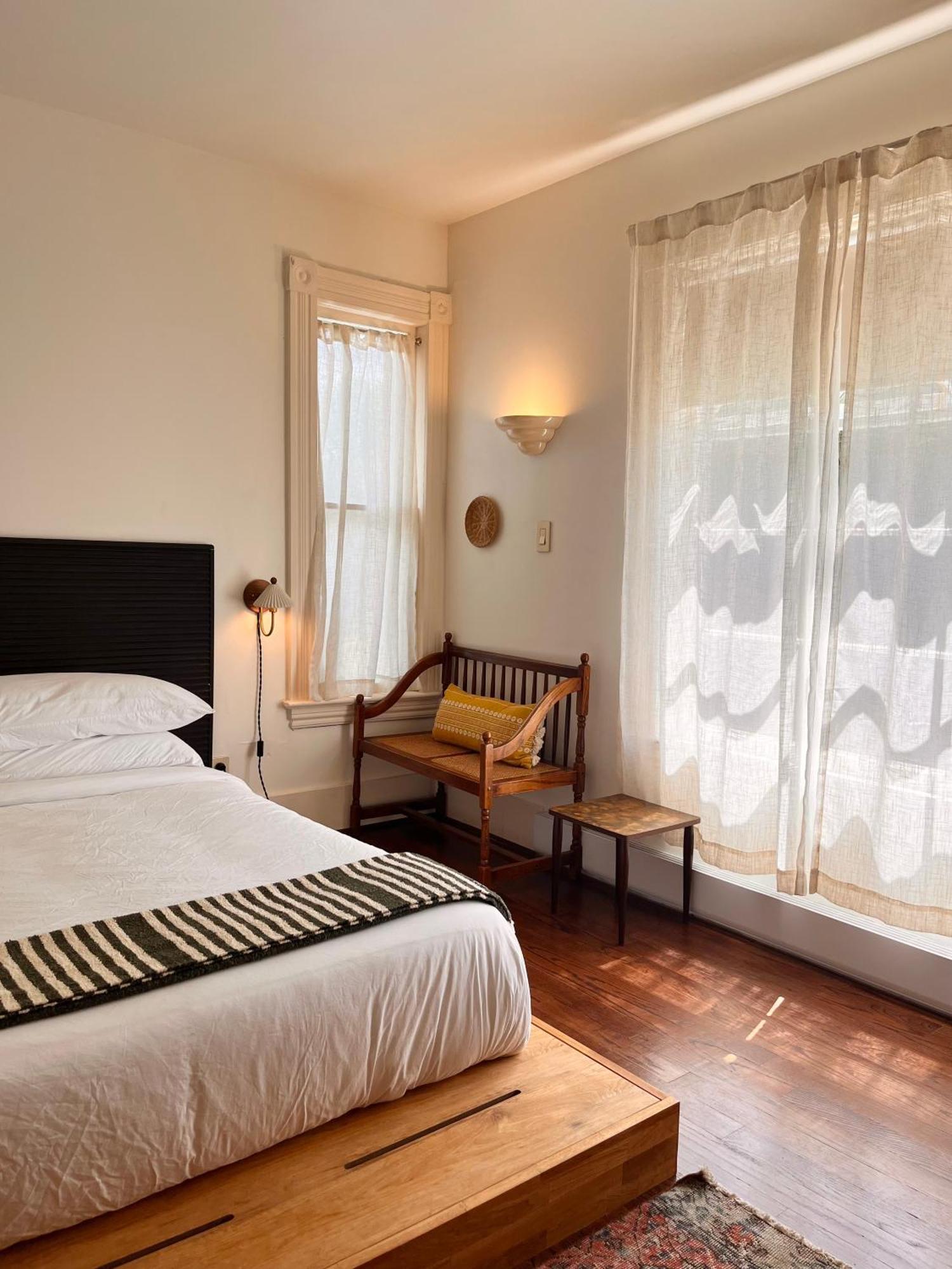 Eastwind Hotel レークプラシッド エクステリア 写真